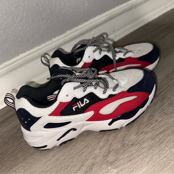 FILA womens 5.5 - Picture 1 of 3